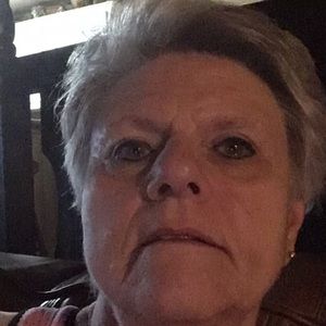 Meet your Posher, Vickie